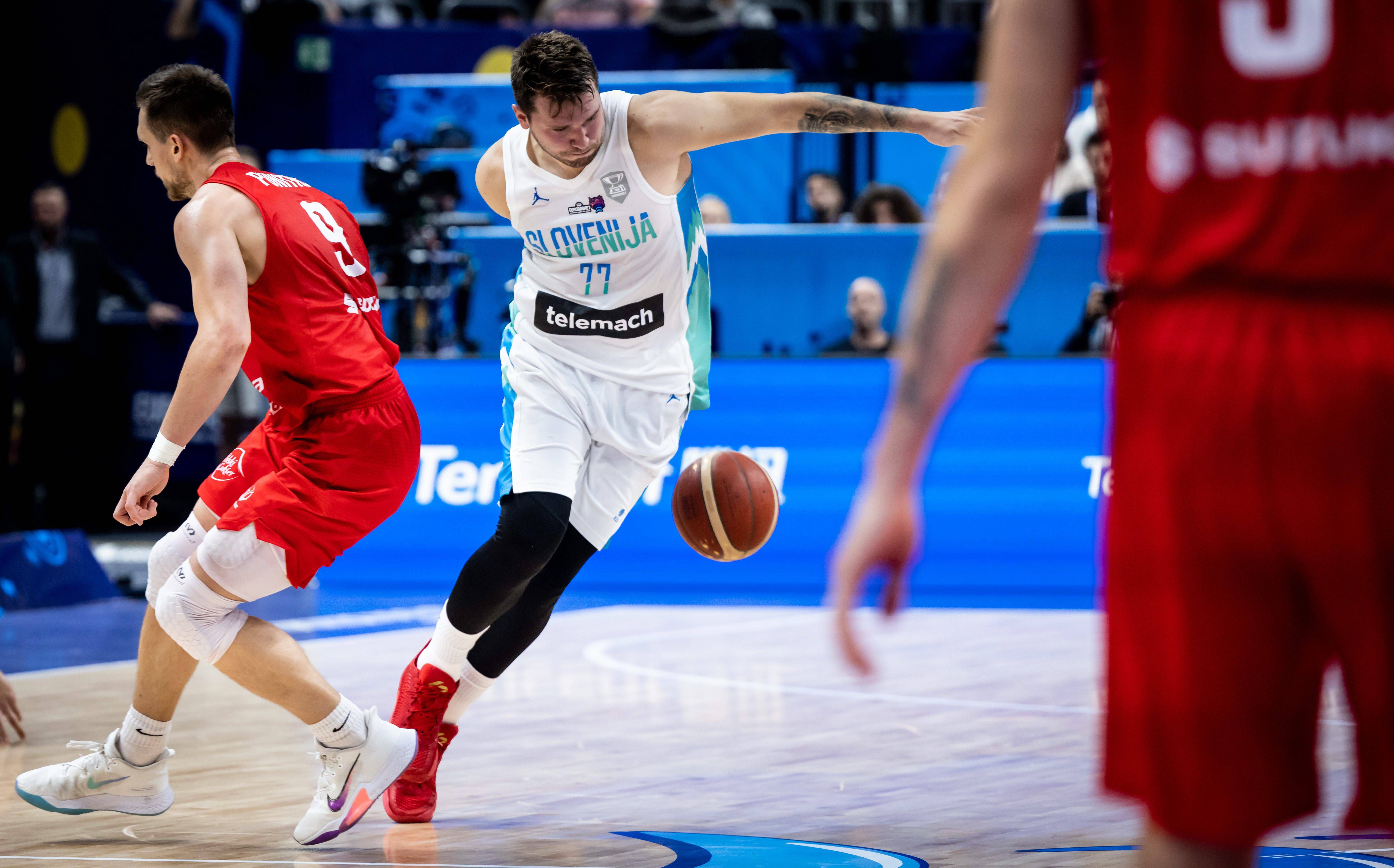  Luka Doncic, durante el partido contra Polonia (Cordon Press)