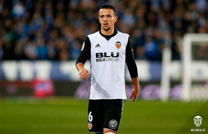 Nemanja Maksimovic está camino de Vigo. (Foto: Valencia CF)