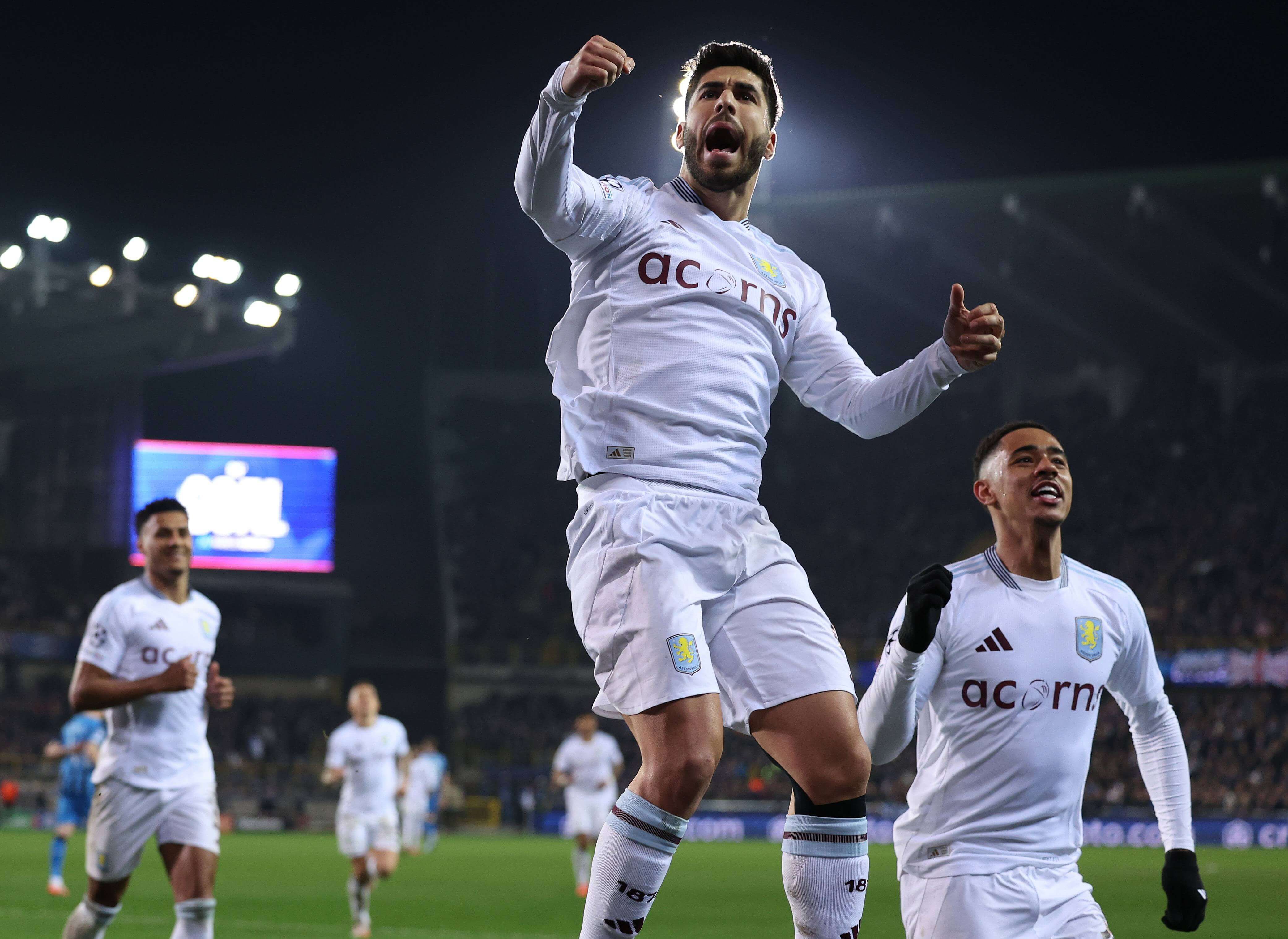 Marco Asensio celebra su gol en el Brujas-Aston Villa.