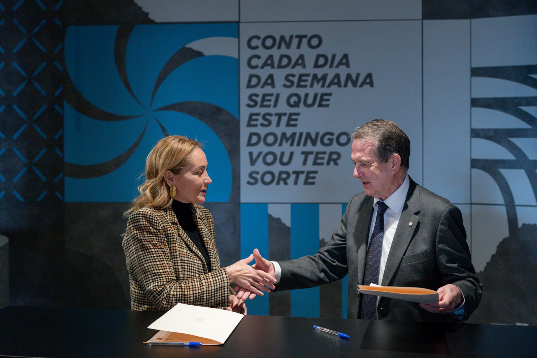  Marian Mouriño y Abel Caballero firman el convenio Celta-Vigo.