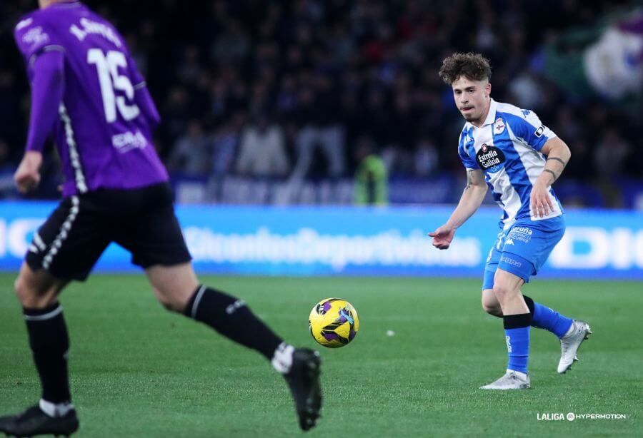  Mario Soriano, durante el Dépor-Córdoba.