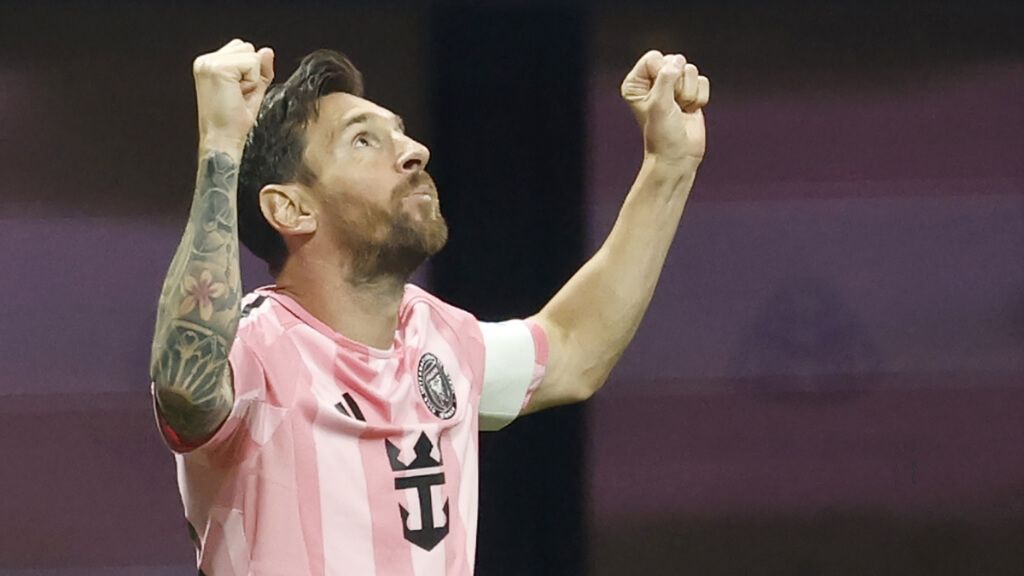 Leo Messi celebra el gol frente al Oporto (EFE)