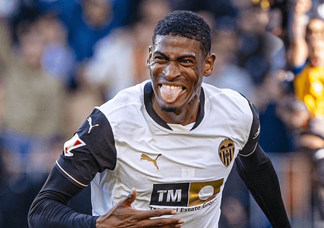  Mosquera celebra su primer gol