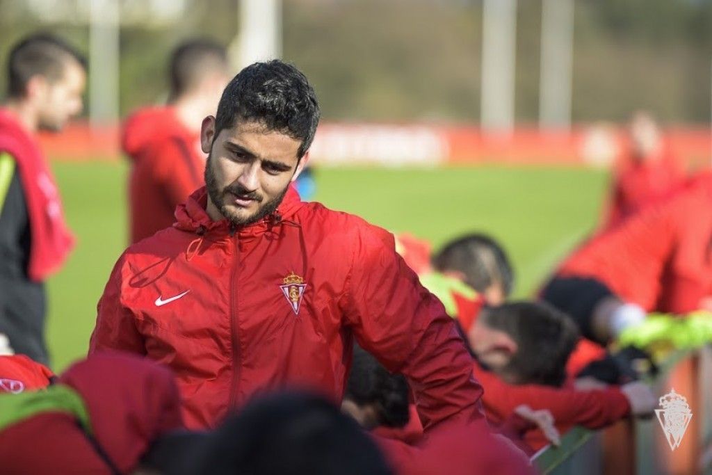 Nacho Cases, durante su etapa en el Sporting.