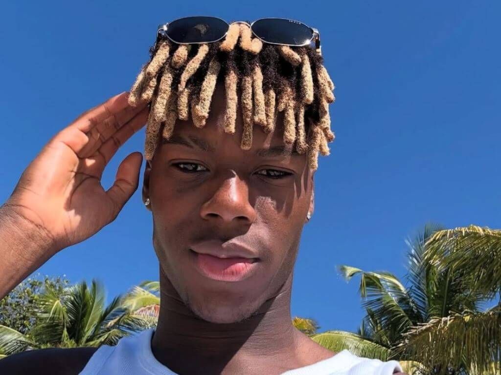  El jugador del Athletic Nico Williams ajeno a preocupaciones en su vacaciones.