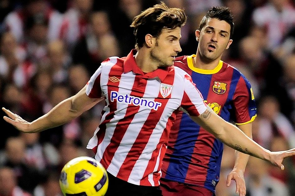  Aitor Ocio y David Villa en un Athletic-Barça.