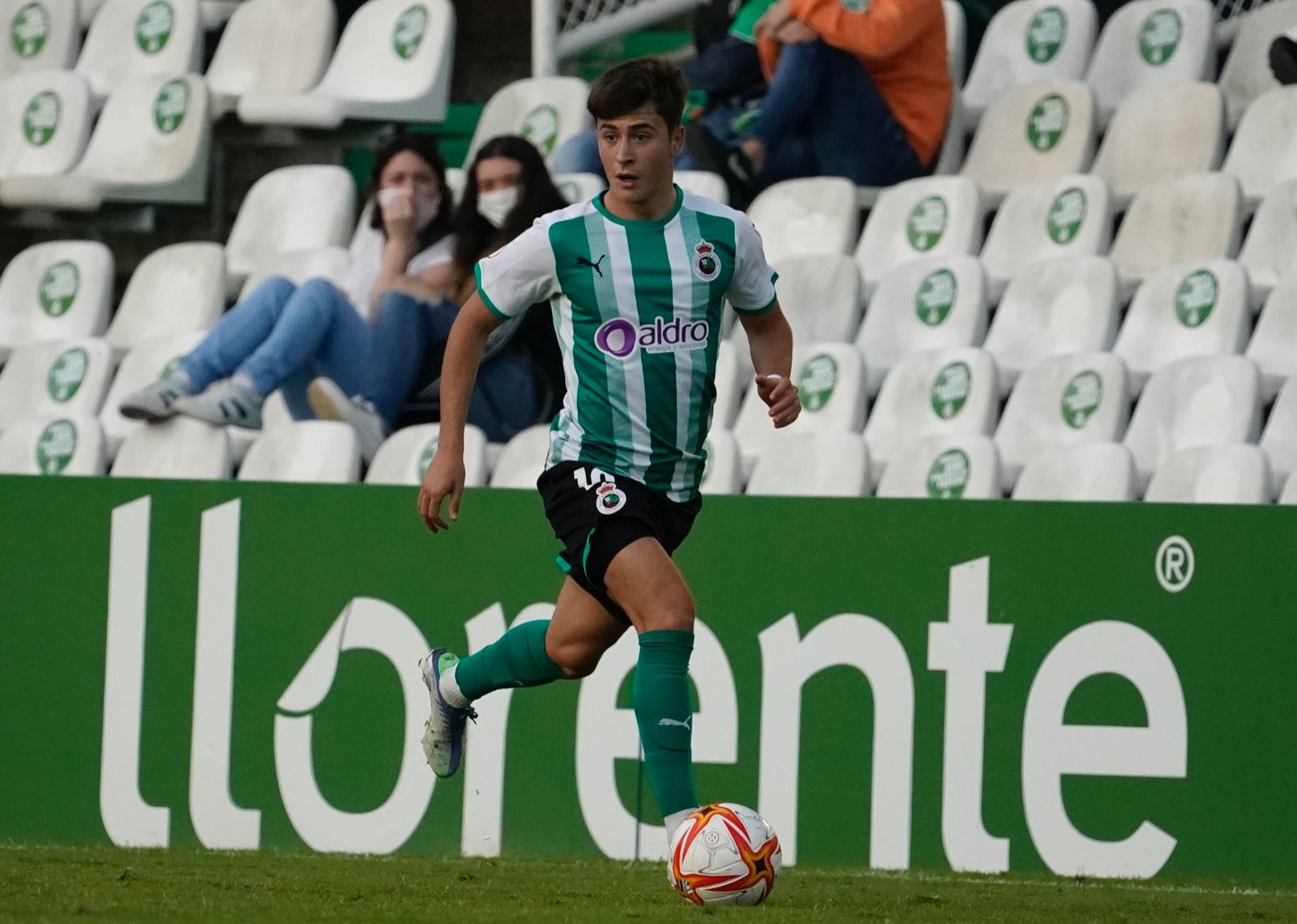  Pablo Torre, en un partido del Racing de Santander.