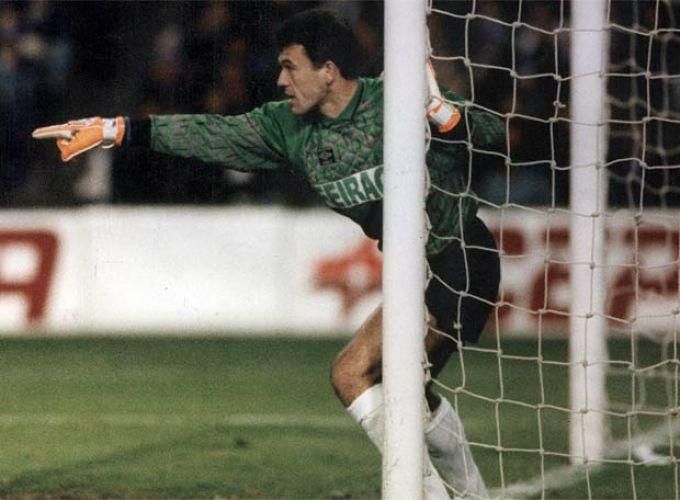 Paco Liaño, en su época como portero del Dépor.