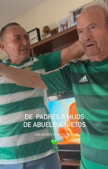 El padre y el abuelo de Dani Ceballos apoyando al Betis antes de la final (Intagram: @danifuli10)
