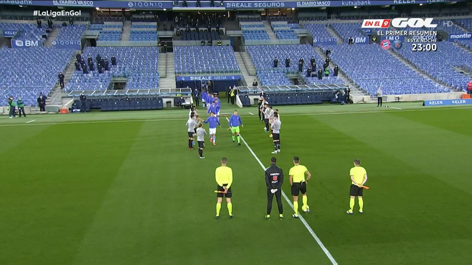 Pasillo del Athletic Club a la Real Sociedad campeona de Copa en el Reale Arena.