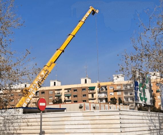  Primera grúa en el Nou Mestalla desde que se retomaron las obras