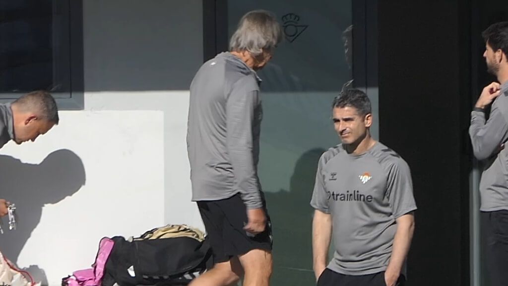  Manuel Pellegrini se marchaba al gimnasio.