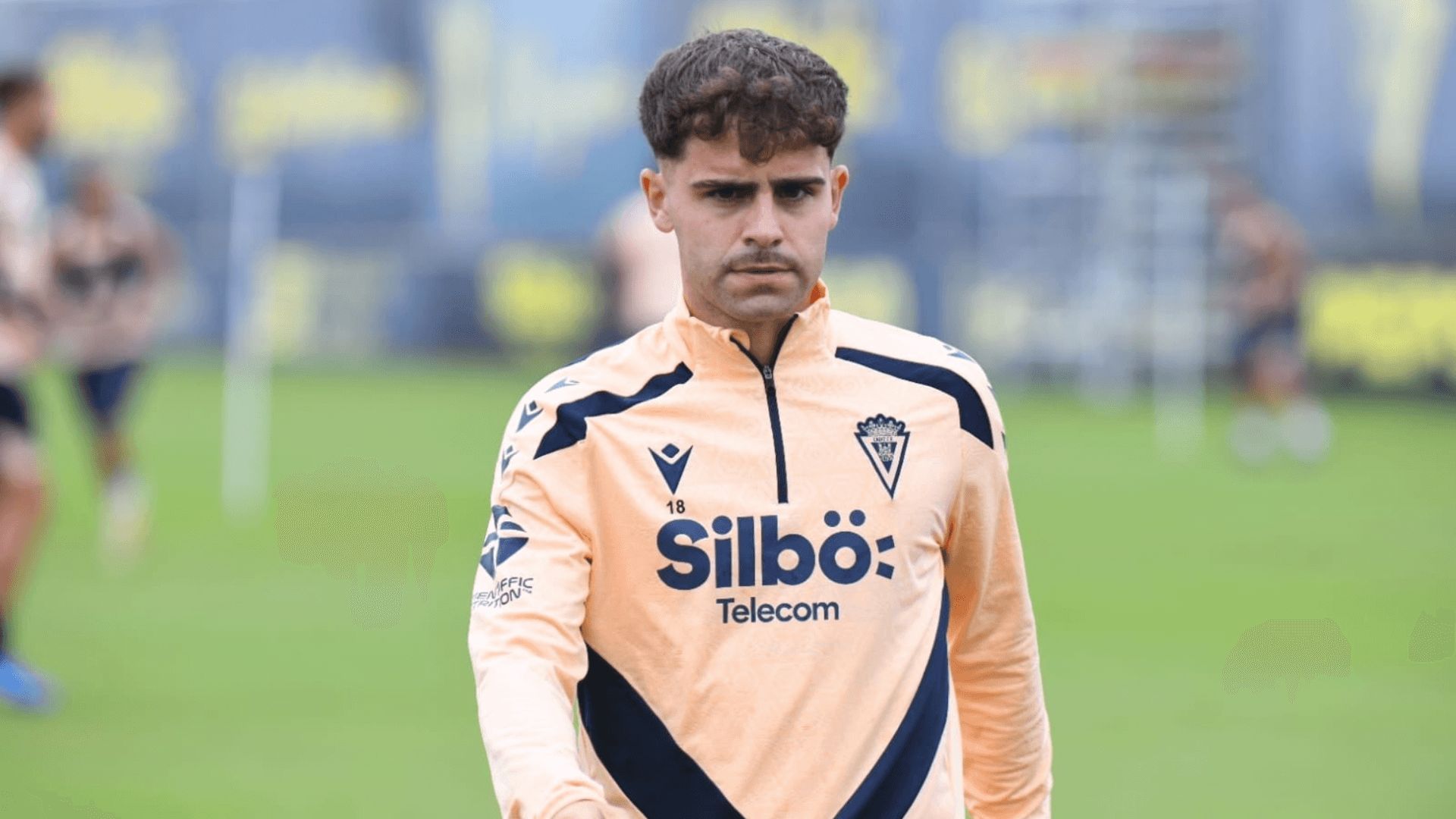 Óscar Melendo, en un entrenamiento con el Cádiz (Foto: CCF).