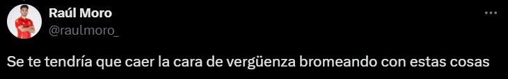  Raúl Moro responde a un aficionado en su cuenta de Twitter.