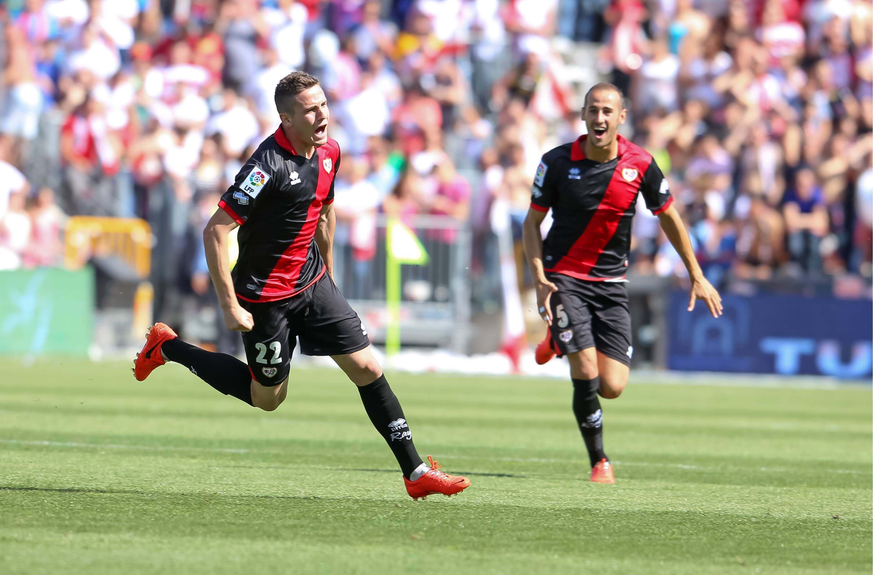 Saúl Ñíguez celebrando un gol con el Rayo Vallecano (Cordon Press)