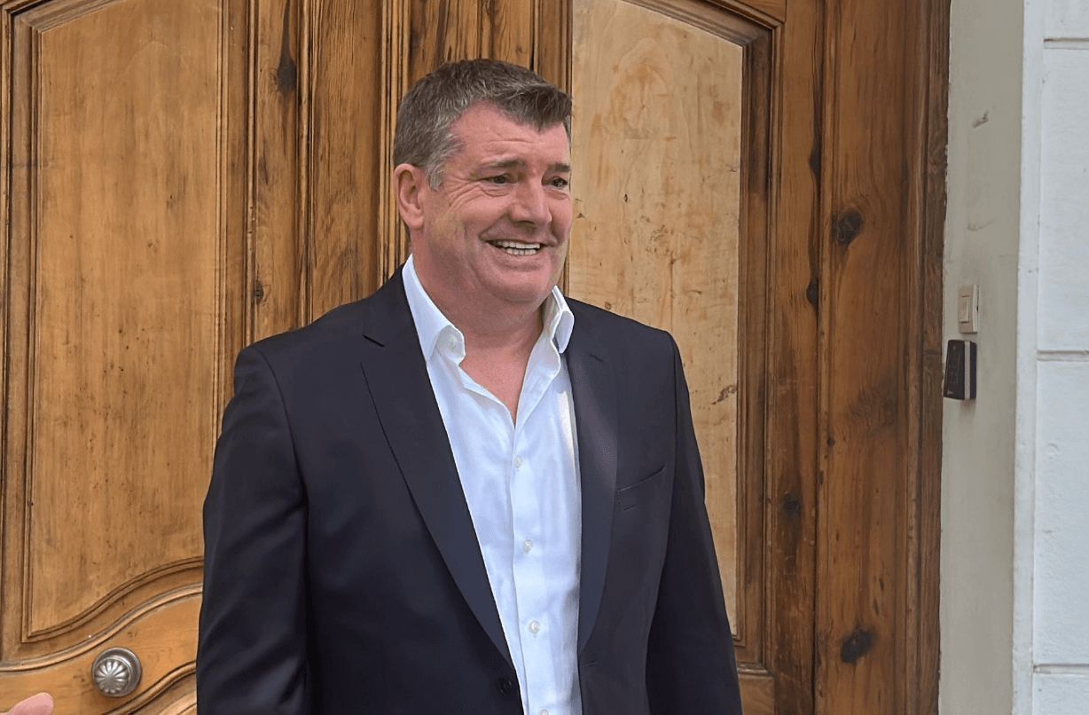  Ron Gourlay coincidió con Isei en Arabia