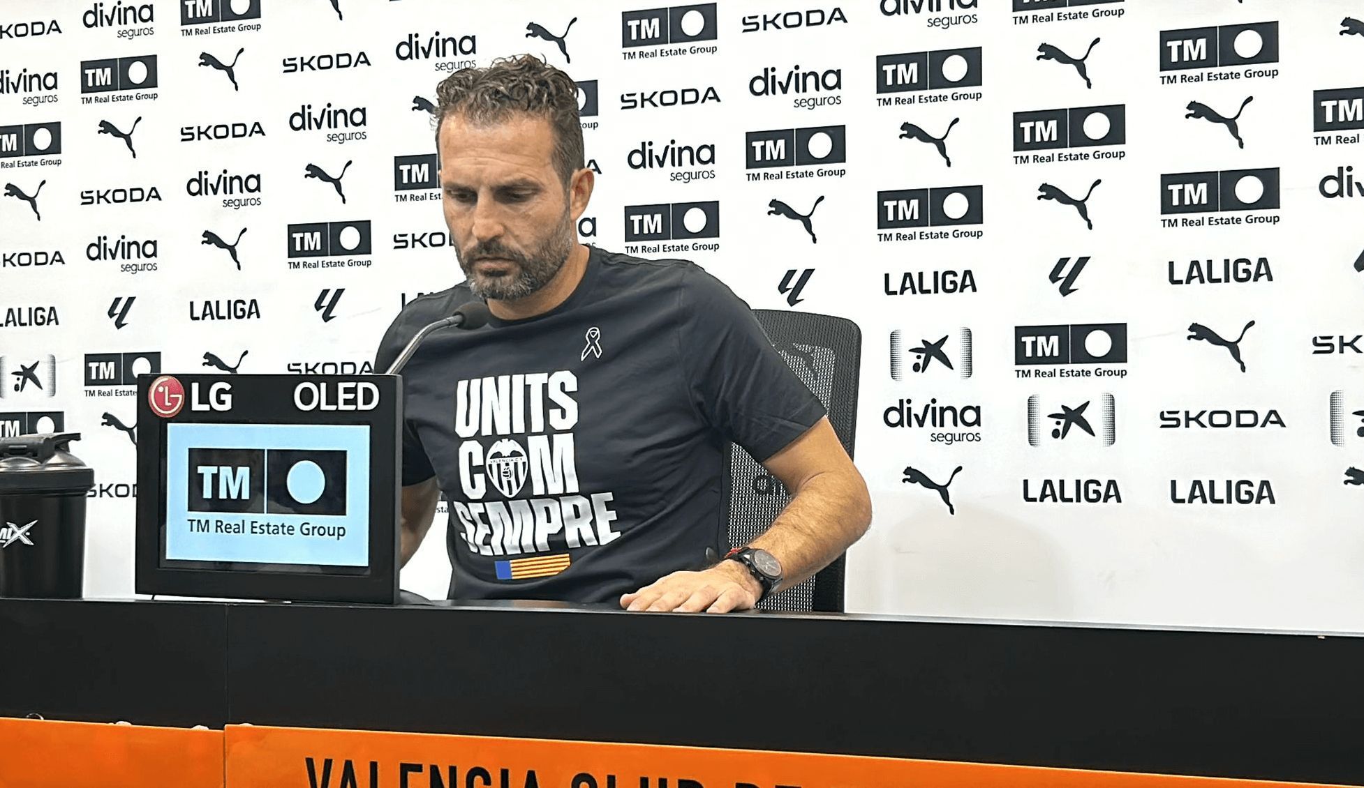  Rubén Baraja, en rueda de prensa.