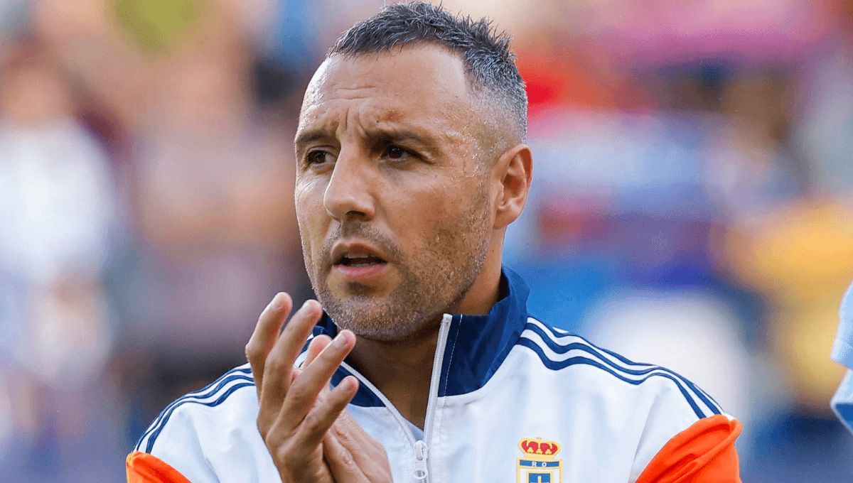  Santi Cazorla, en un partido con el Real Oviedo.