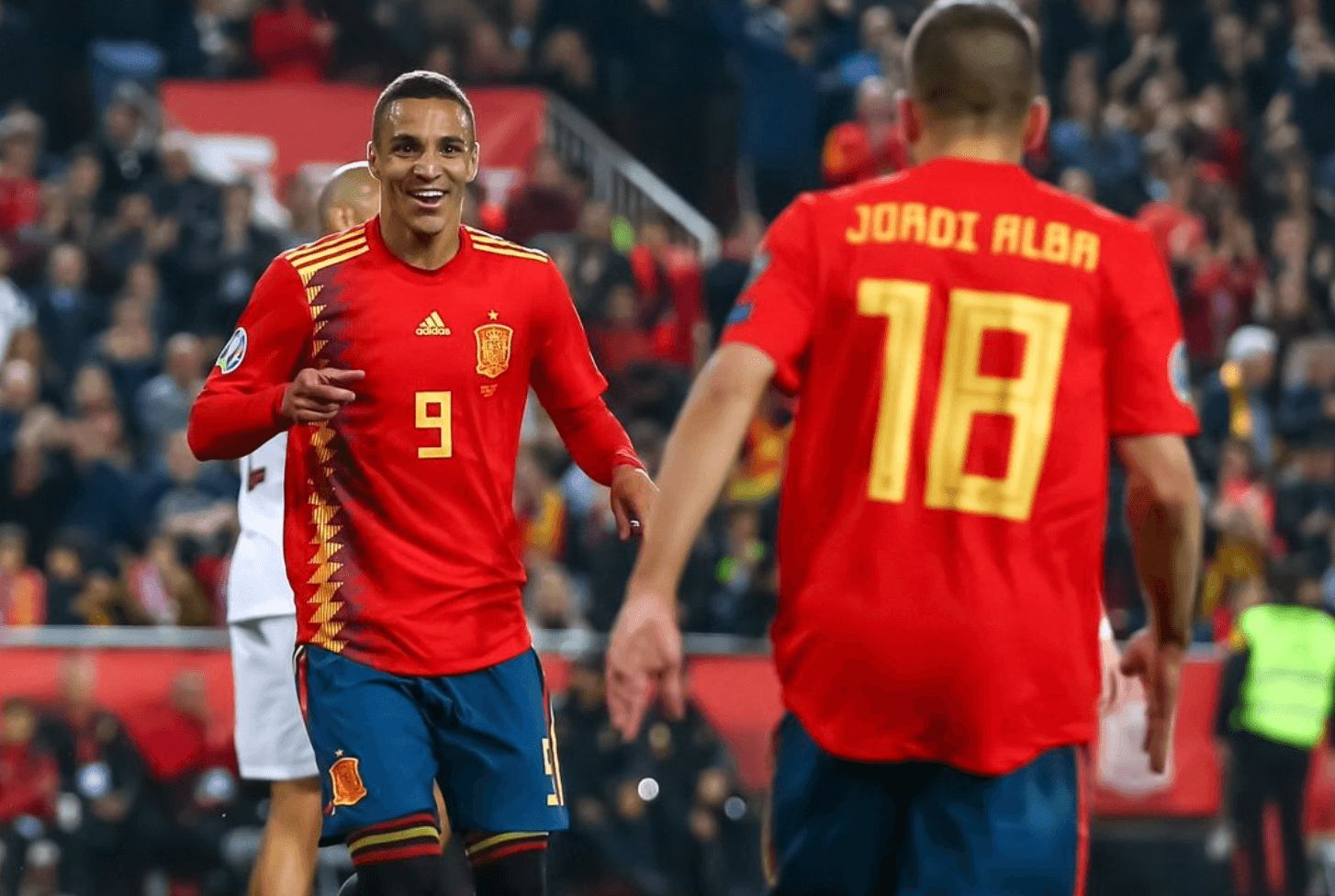 Selección Española en Mestalla: Rodrigo marca el 1-0. Era jugador del Valencia CF