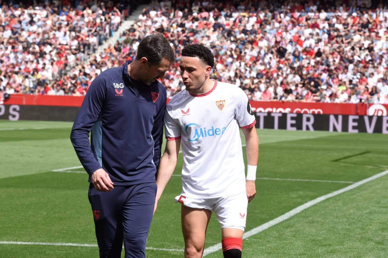  Rubén Vargas, lesionado en el Sevilla-Atlético.