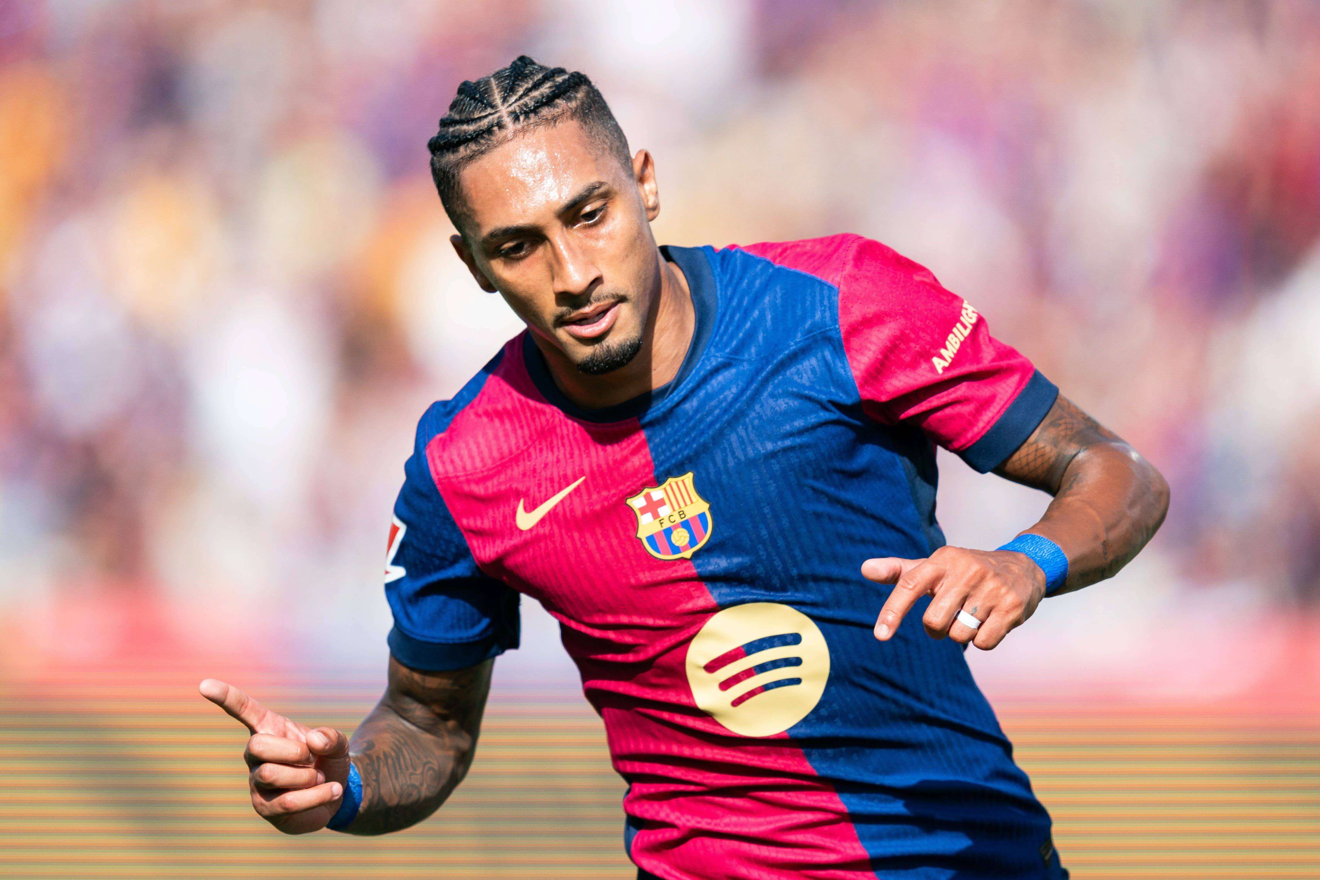  Raphinha celebrando un gol con el Barça.