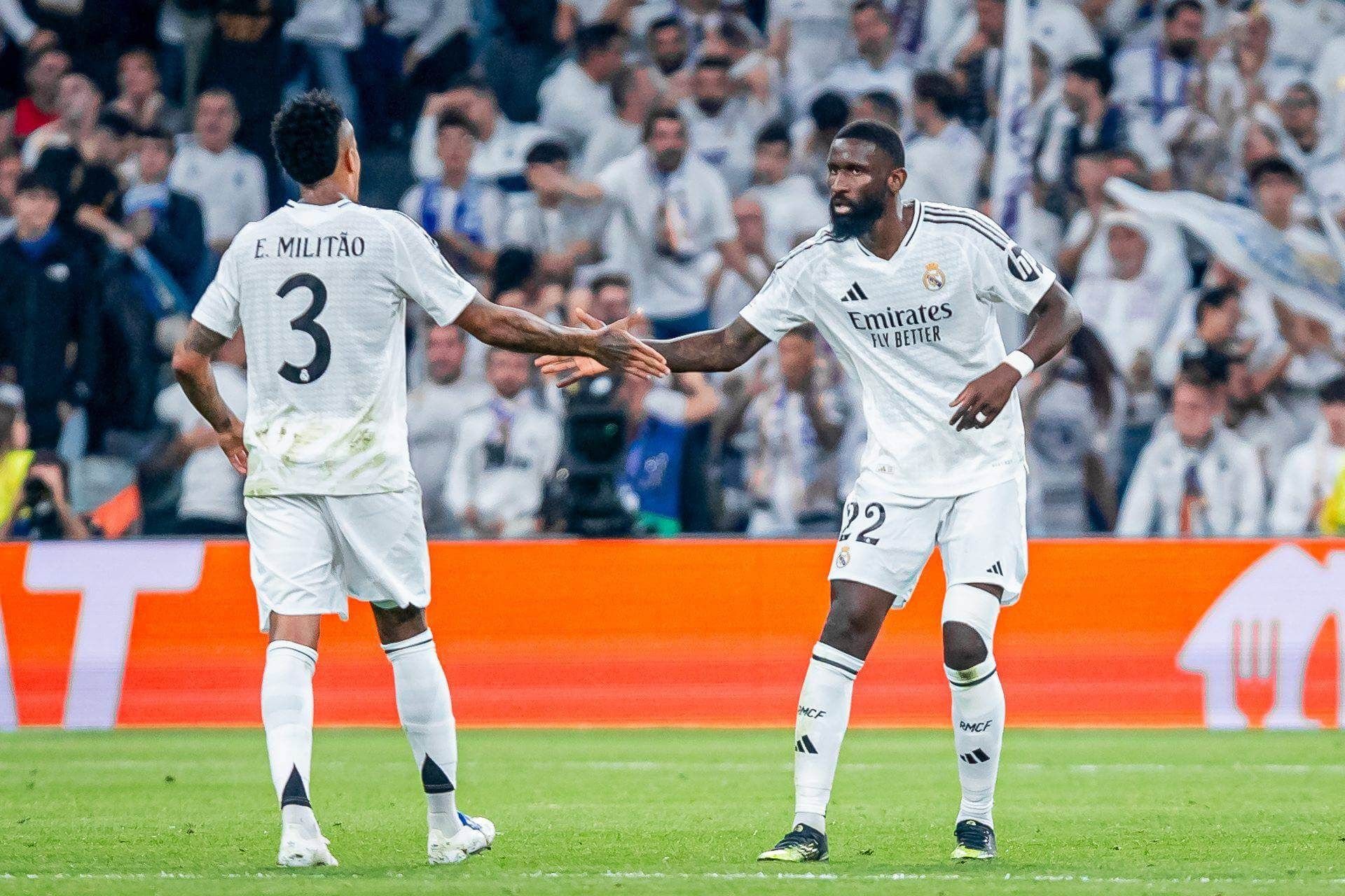  Antonio Rüdiger y Militao ante el Milan (Cordon Press)