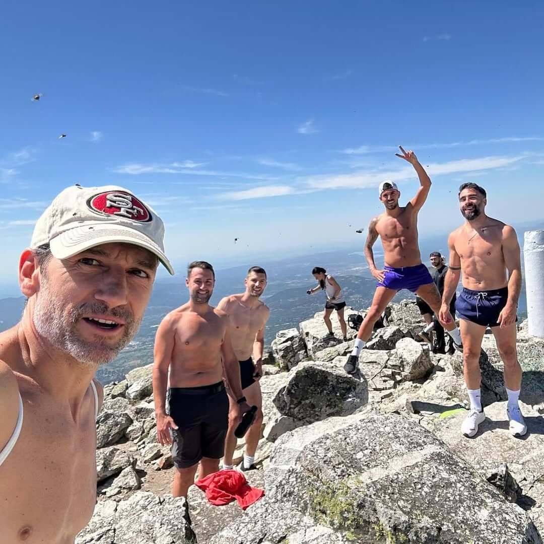  Dani Ceballos y Dani Carvajal en una ruta por la Bola del Mundo