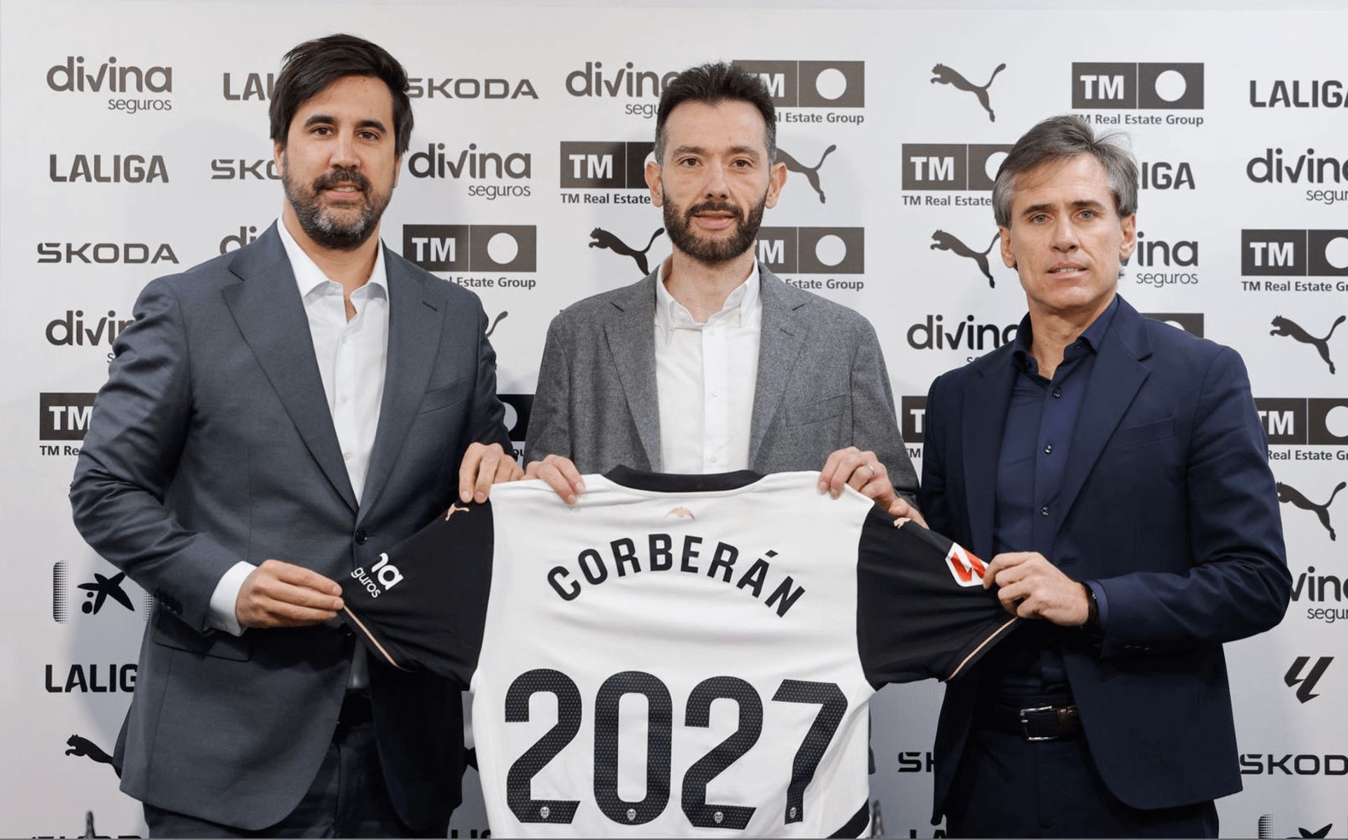 Javier Solís y Carlos Corberán viajan a Singapur para verse con Kiat Lim, Corona se conectará telemáticamente