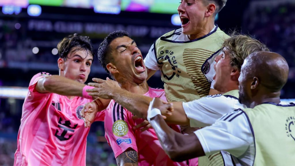 Luis Suárez celebrando su gol con Inter de Miami ante Palmeiras (Fuente: EFE)