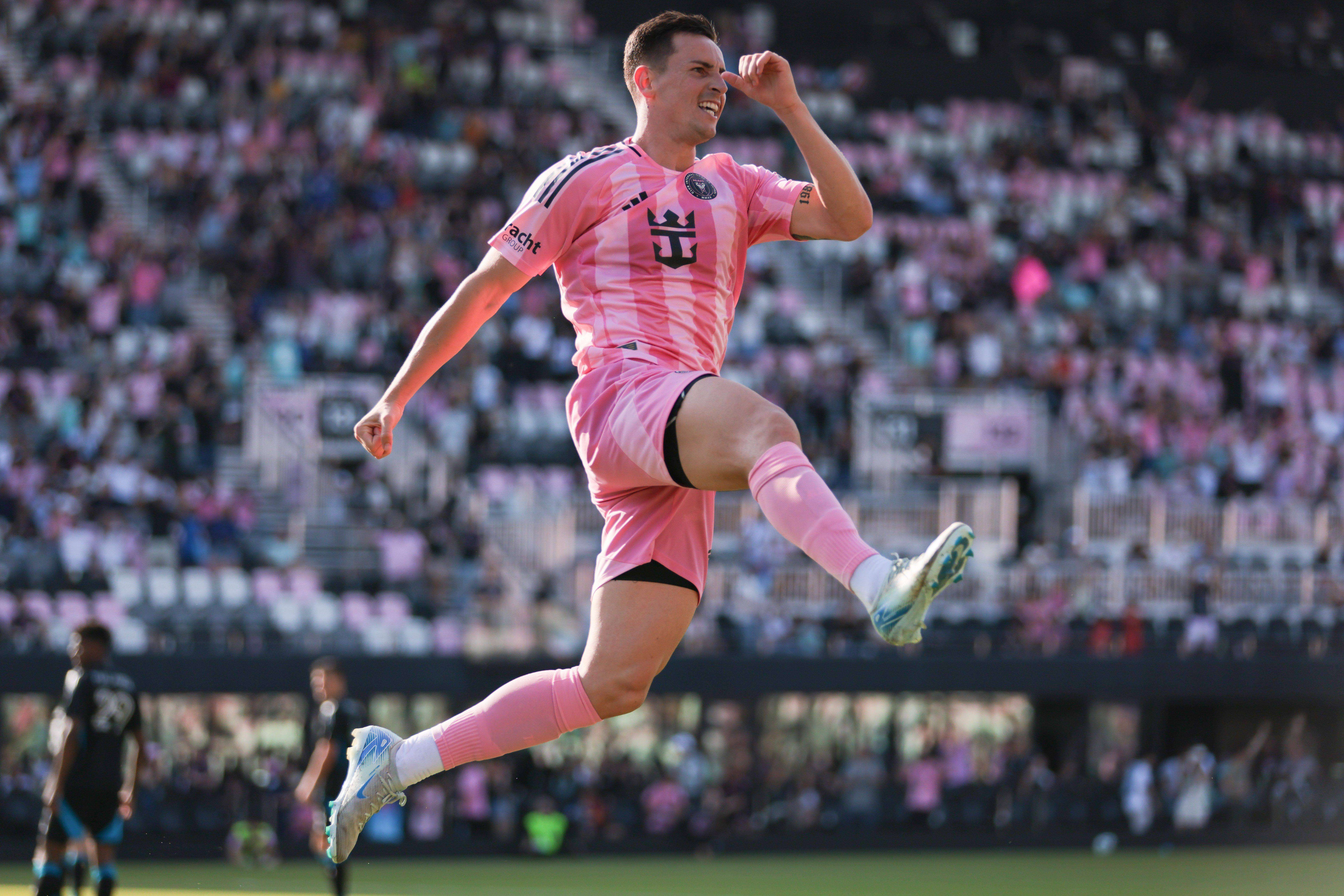 Tadeo Allende celebra un gol con el Inter de Miami.