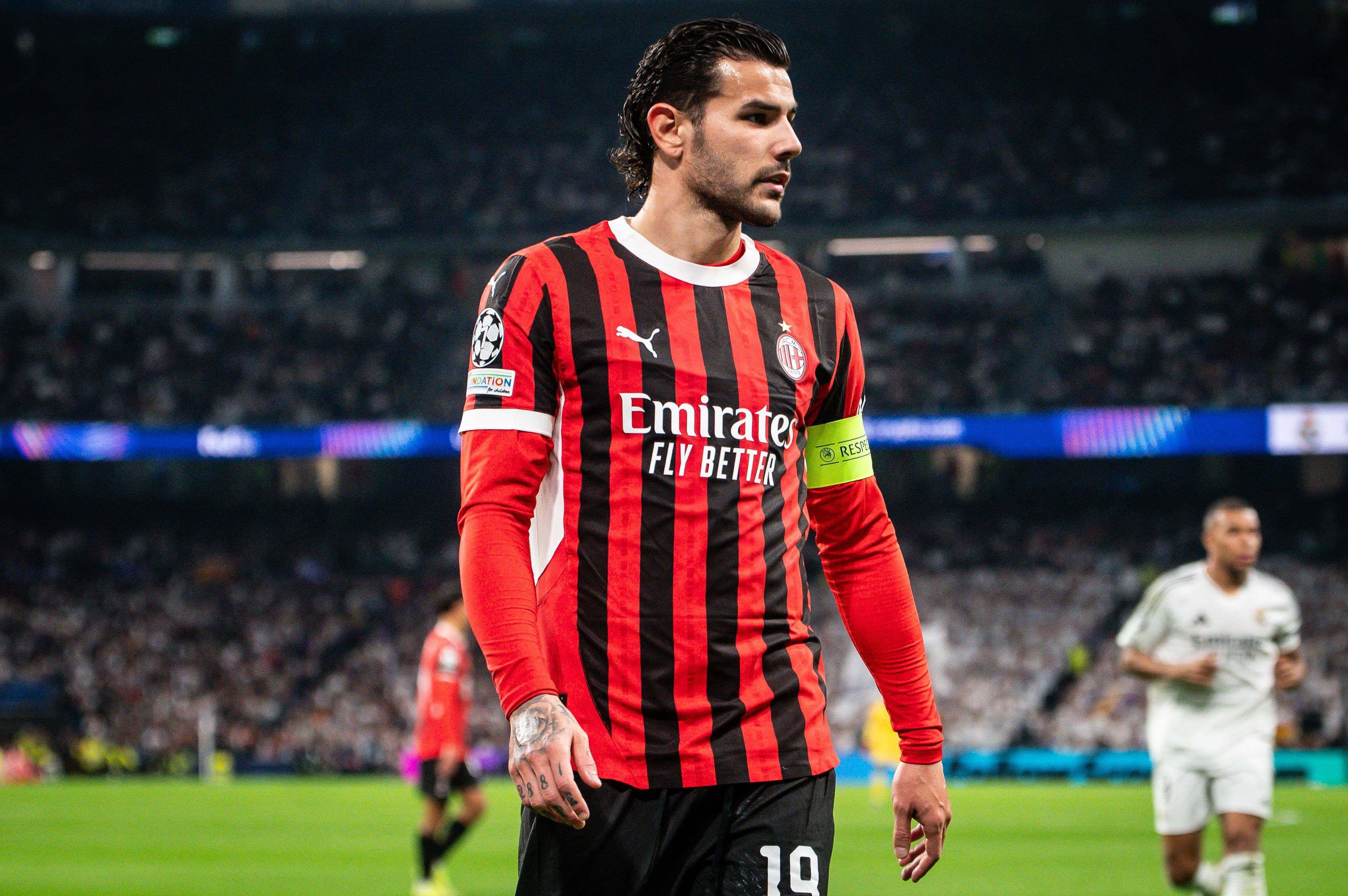  Theo Hernández, en el Santiago Bernabéu (Cordon Press).