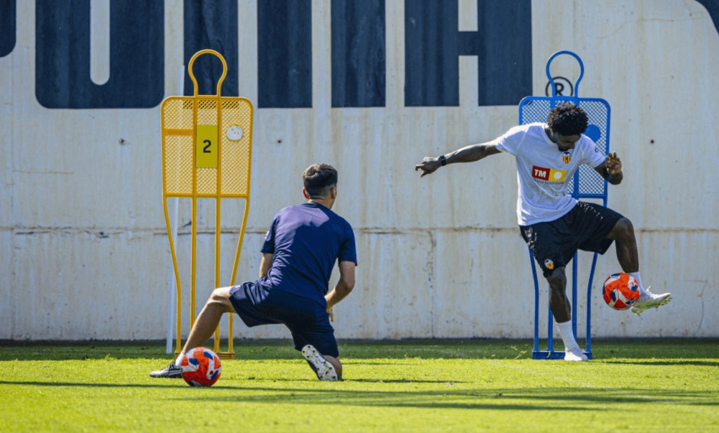 Thierry realizar su trabajo particular de pretemporada