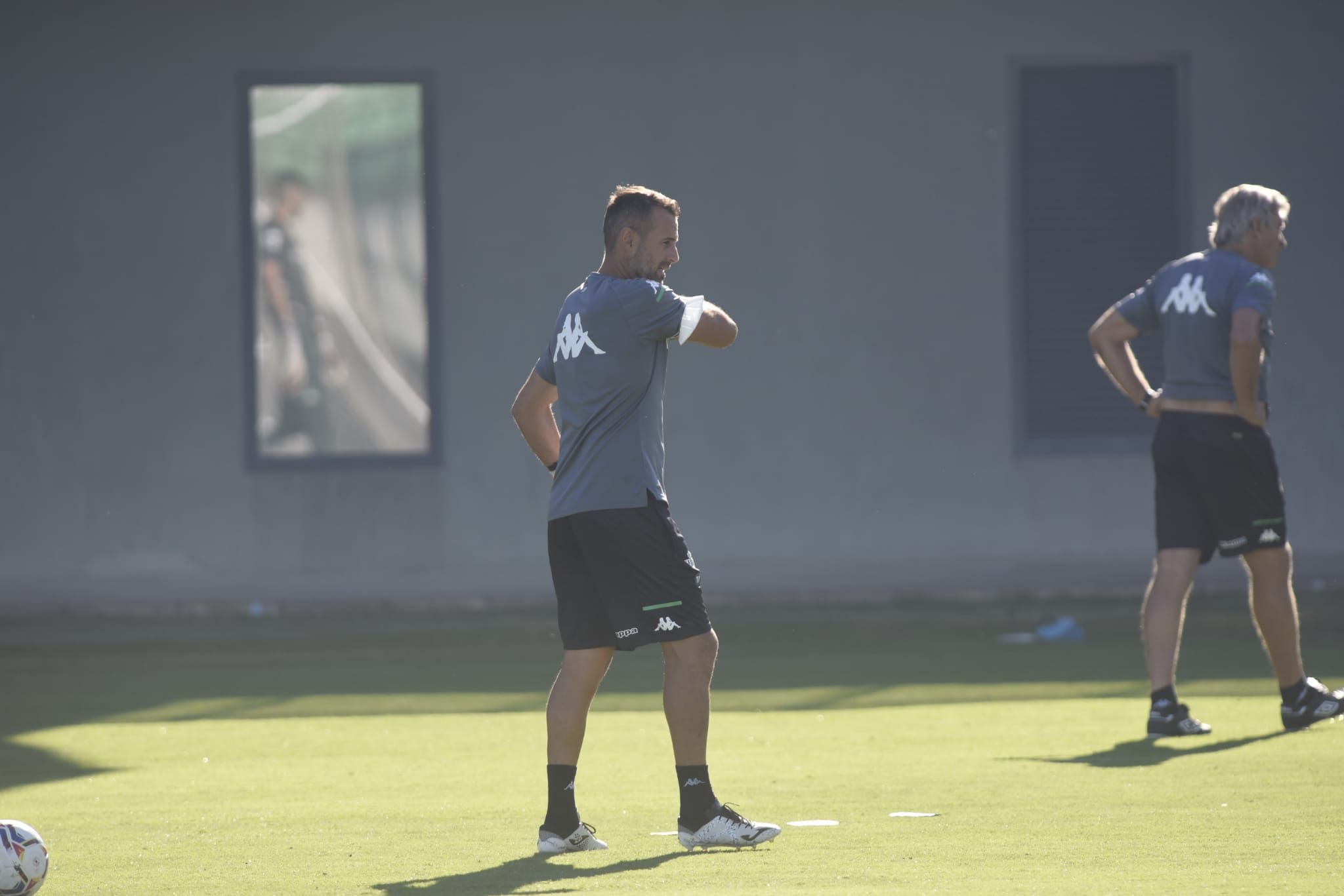 Toni Doblas, en un entrenamiento del Betis