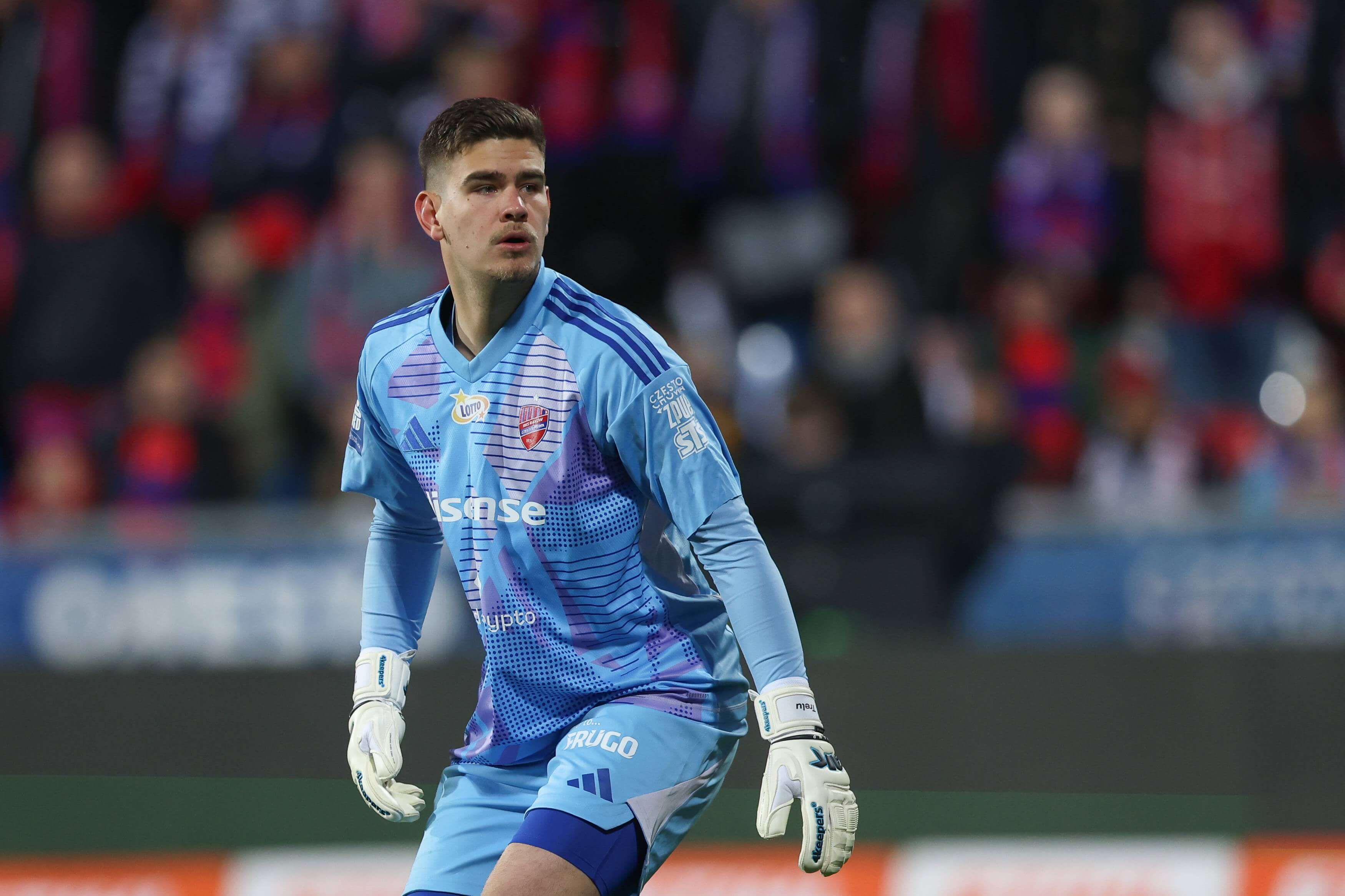 Kacper Trelowski, jugando con el Rakow Czestochowa (Foto: Cordon Press).