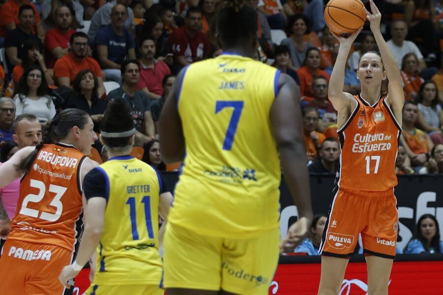  Valencia Basket orquesta un triunfo coral ante Spar Gran Canaria (82-57)