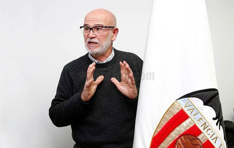 Vicente Vallés, presidente de la Asociación del Pequeño Accionista.