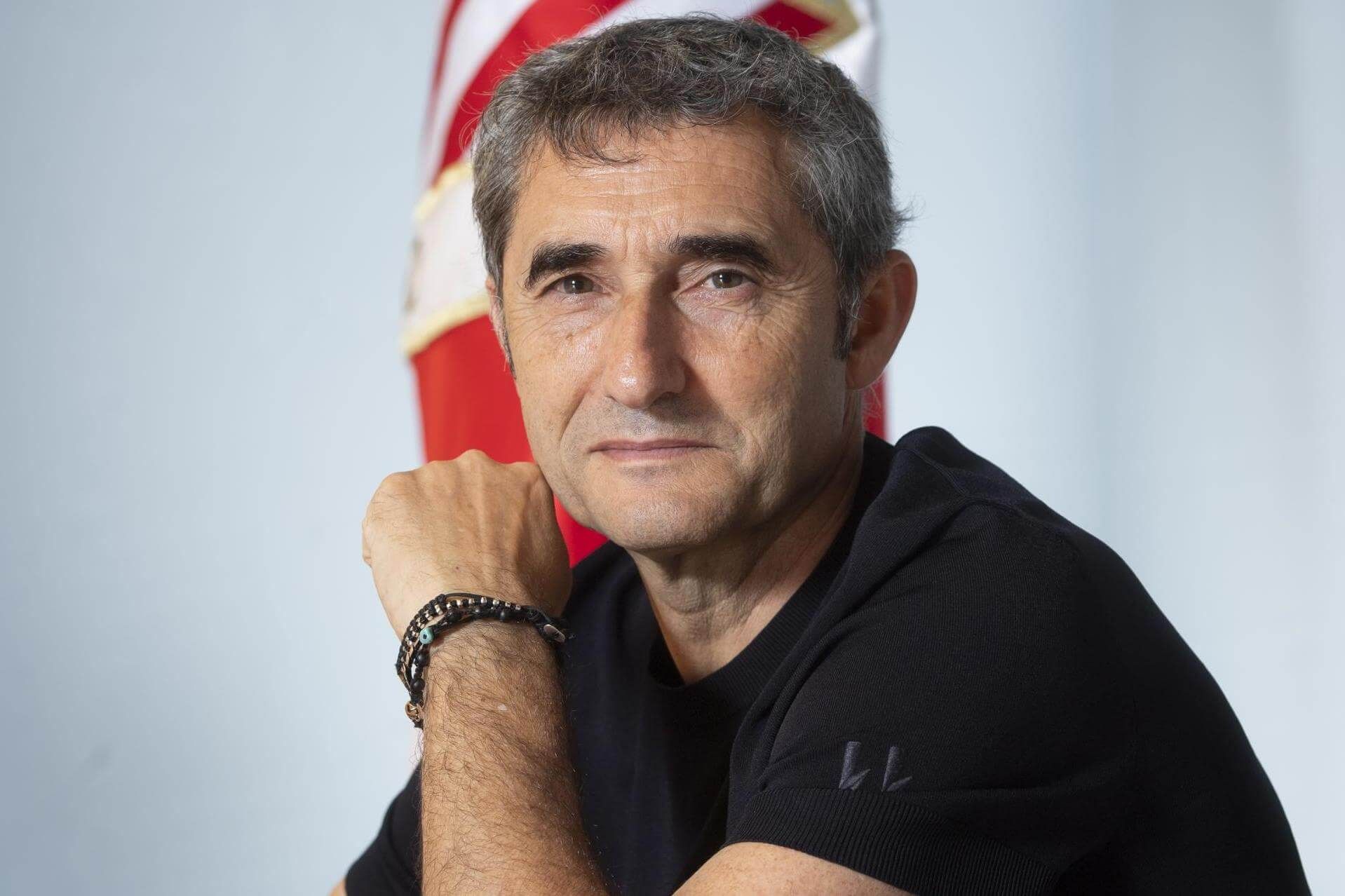  Ernesto Valverde ha renovado con el Athletic Club tras meterlo en la Champions League.