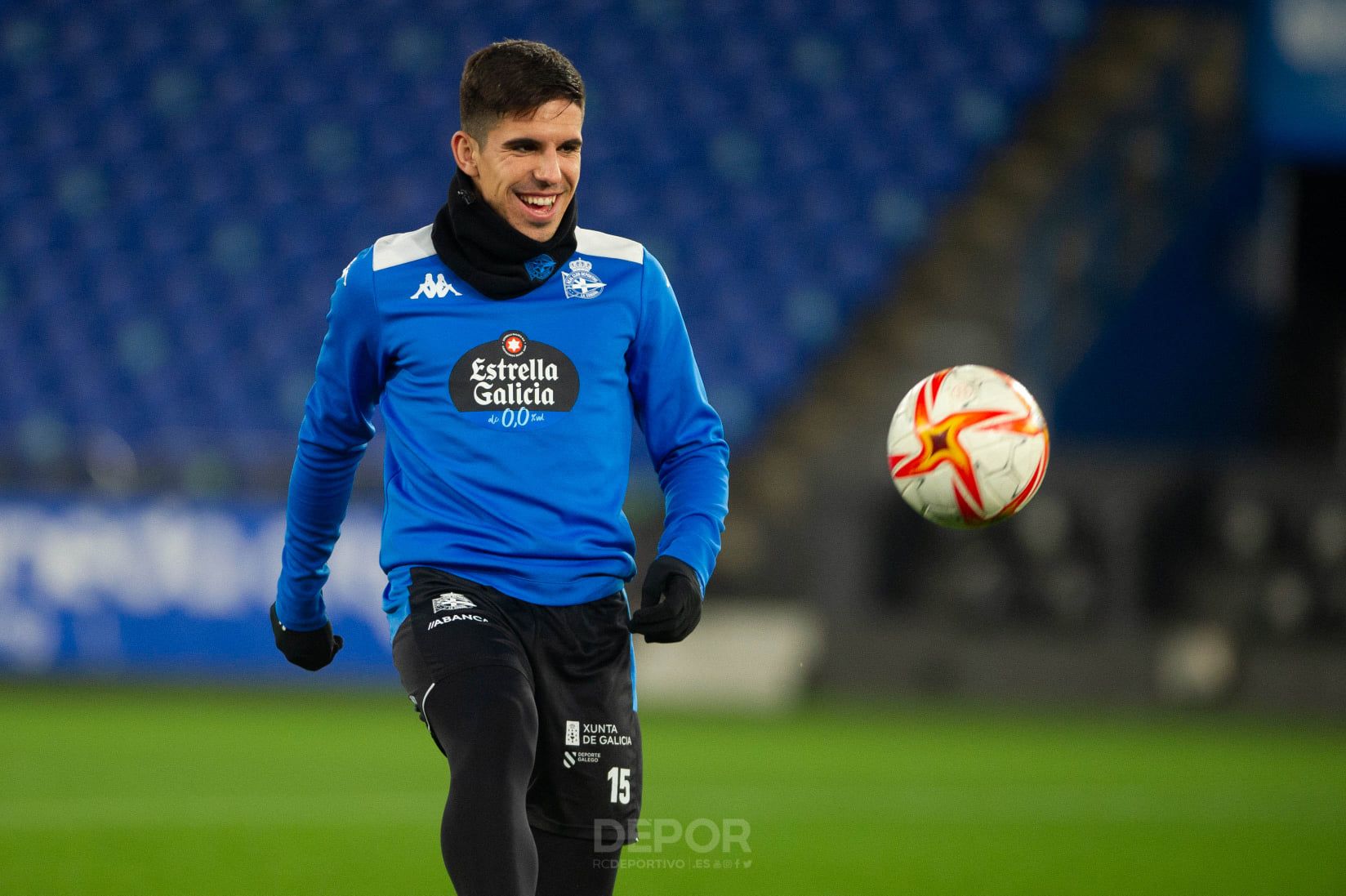  Víctor García en el estadio de Riazor.