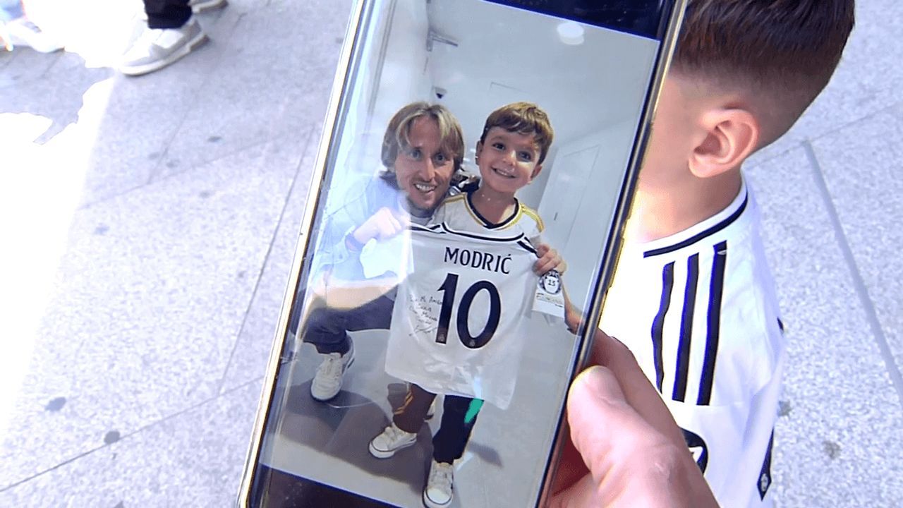 Luka junto a Modric (Fuente: ElDesmarque)