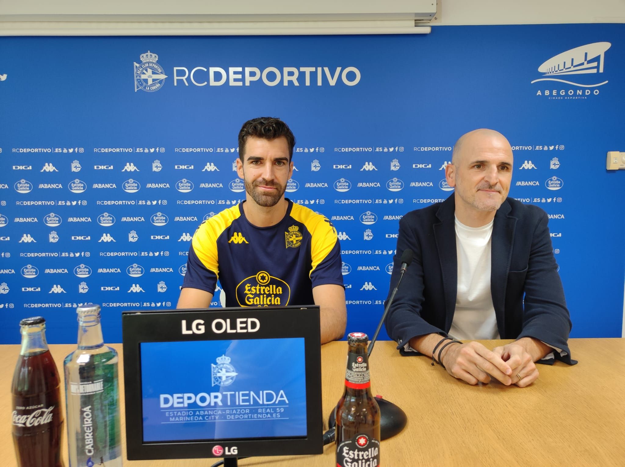  Germán Parreño junto a Fernando Soriano en sala de prensa