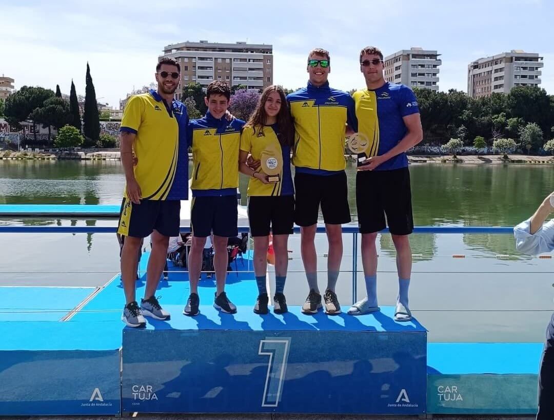  Podio del Campeonato de España y de Andalucía de aguas abiertas de Sevilla.
