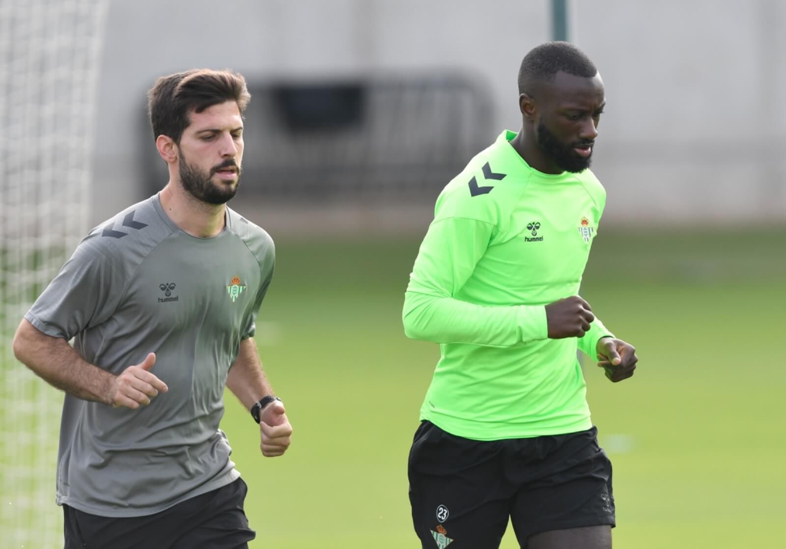  Sabaly entrena en solitario