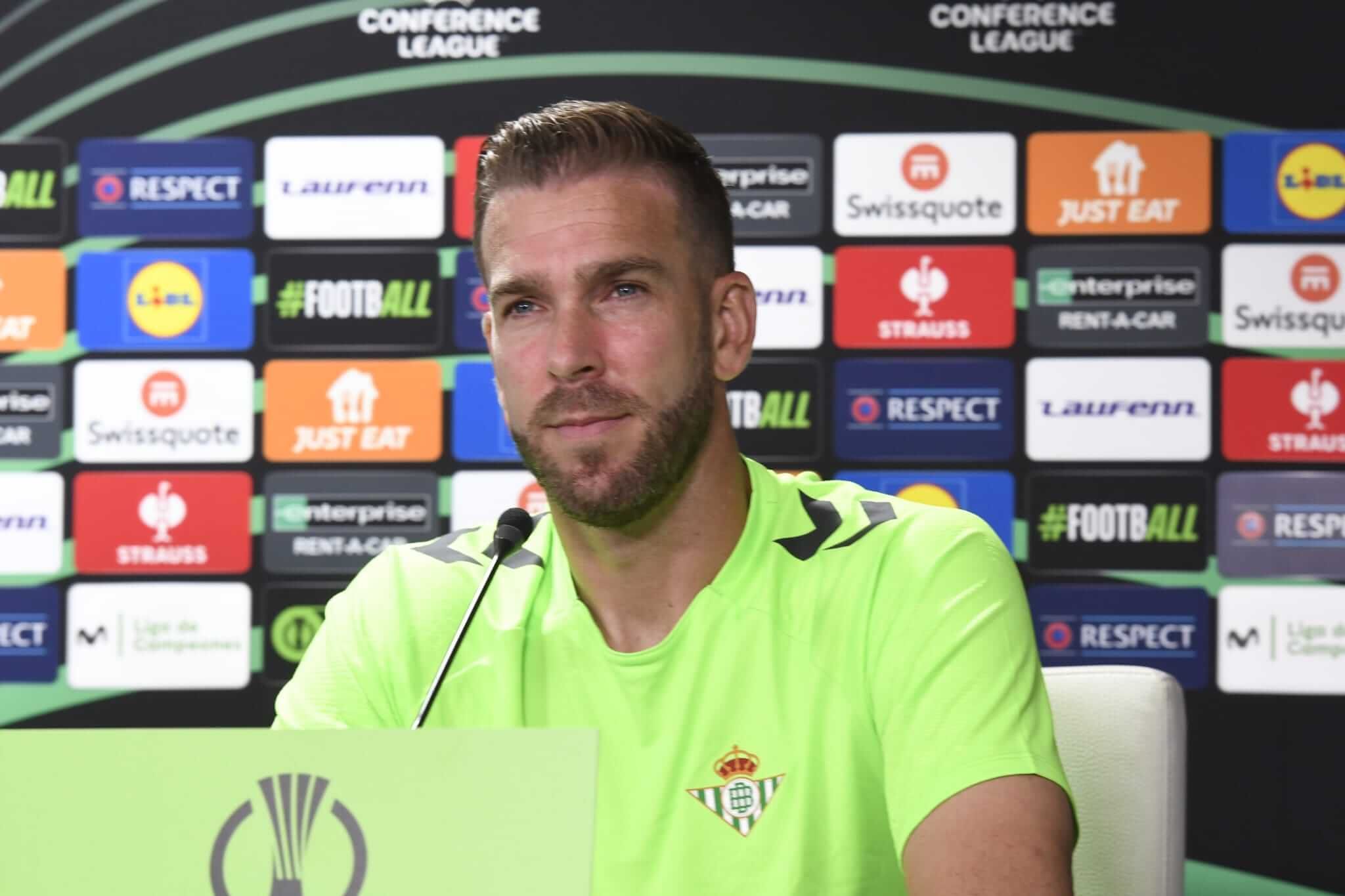 Adrián San Miguel, en zona de prensa