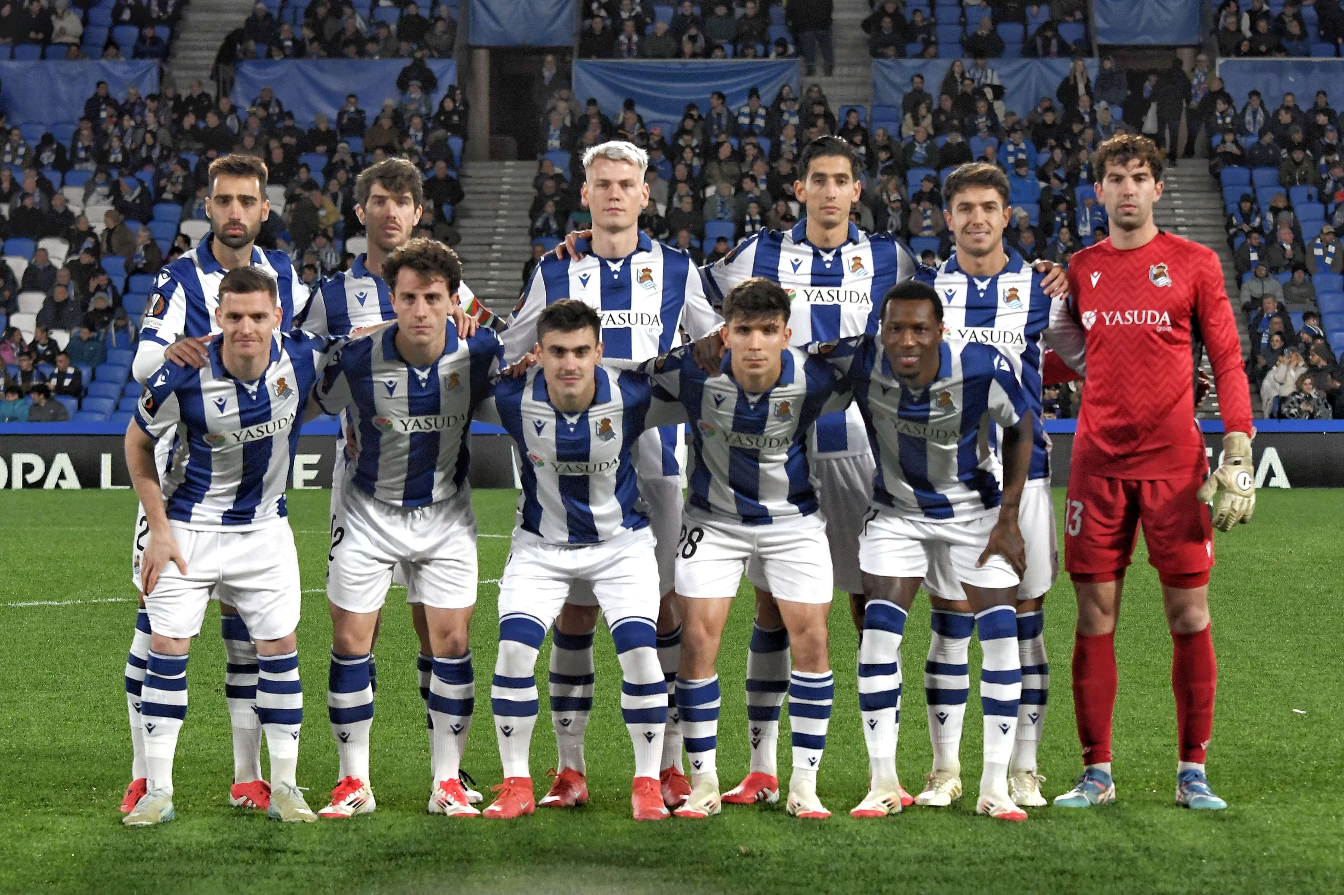  Martin Zubimendi,  en el once titular de la Real Sociedad ante el PAOK de Salónica.