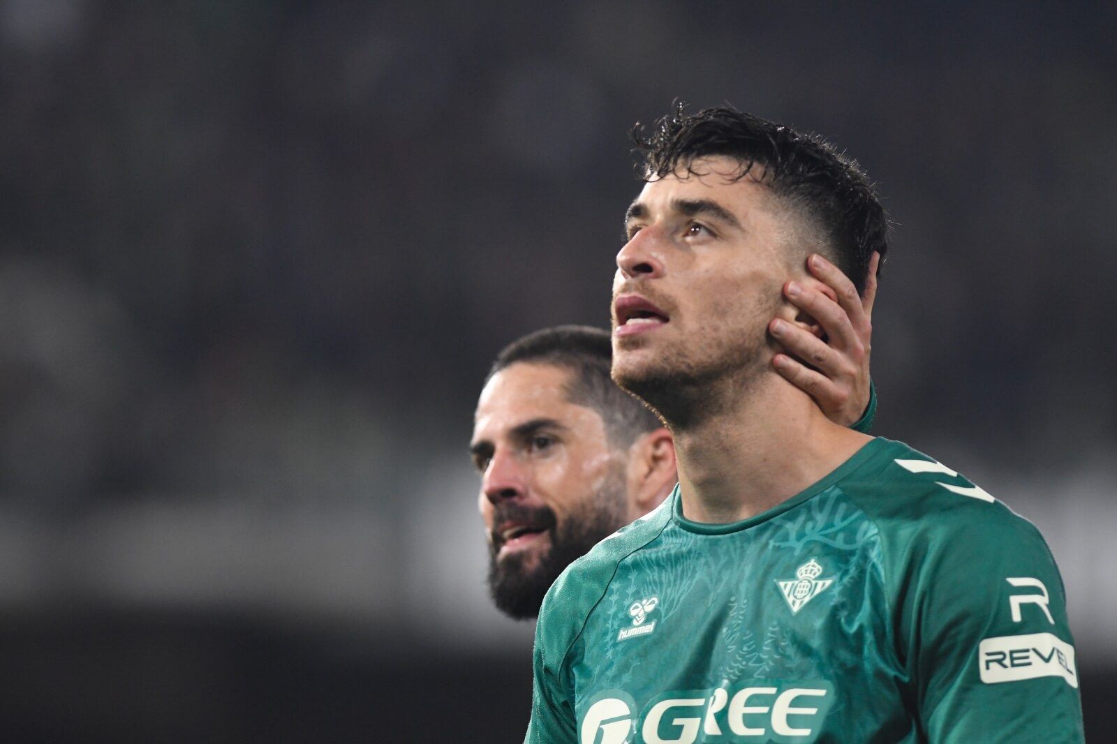  Marc Roca, celebrando su gol a la Real Sociedad