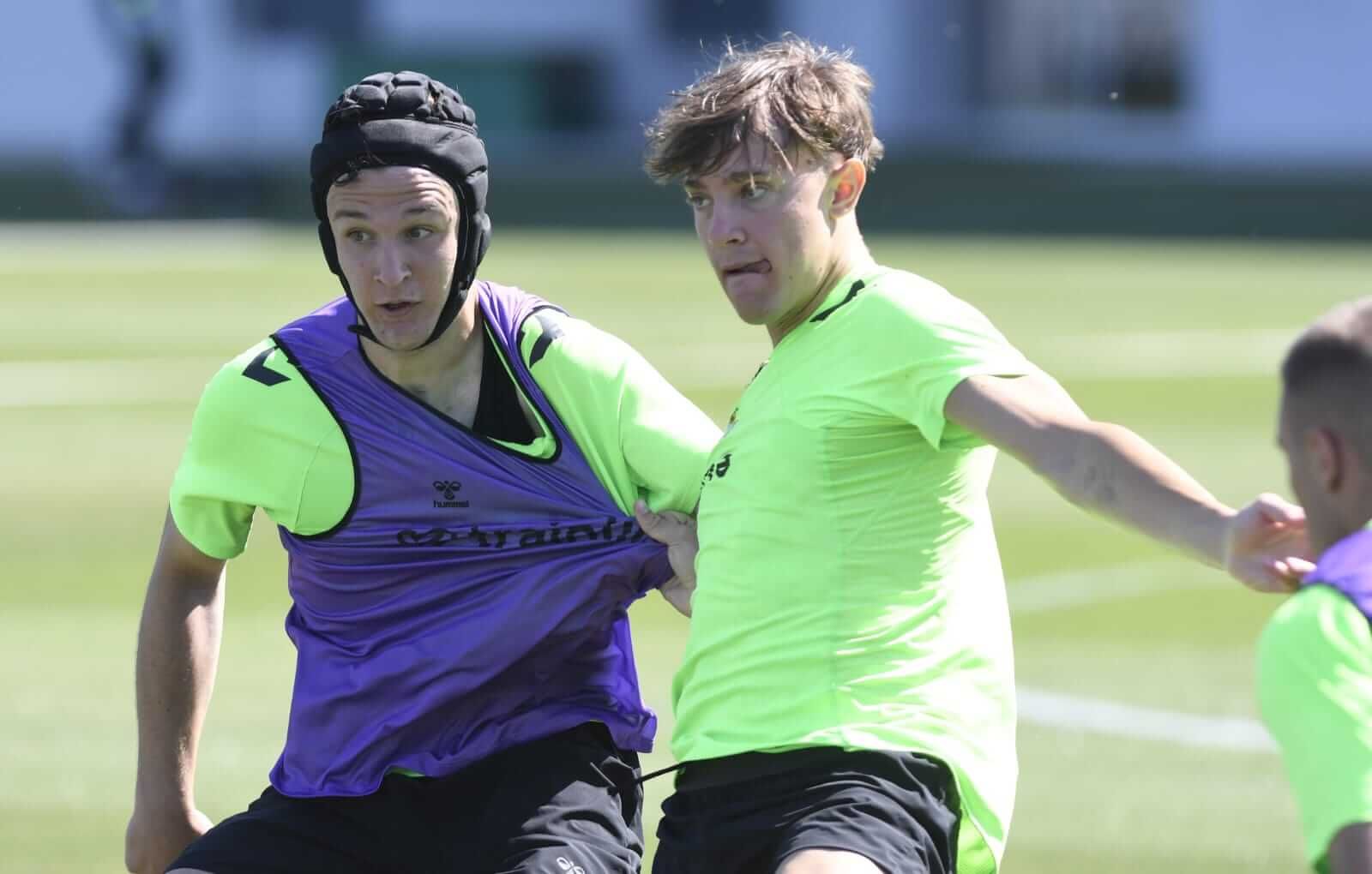  Jesús Rodríguez, en el entrenamiento del Betis abierto para la prensa