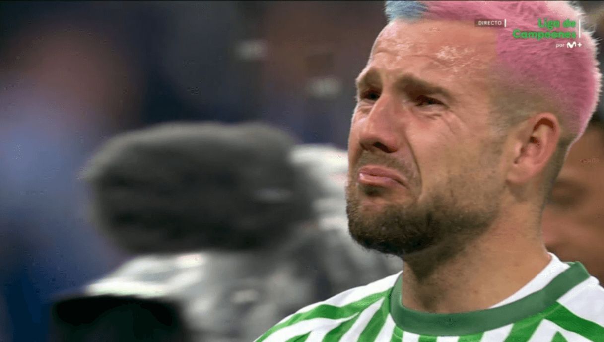  Las lágrimas de los jugadores del Betis tras el pitido final.