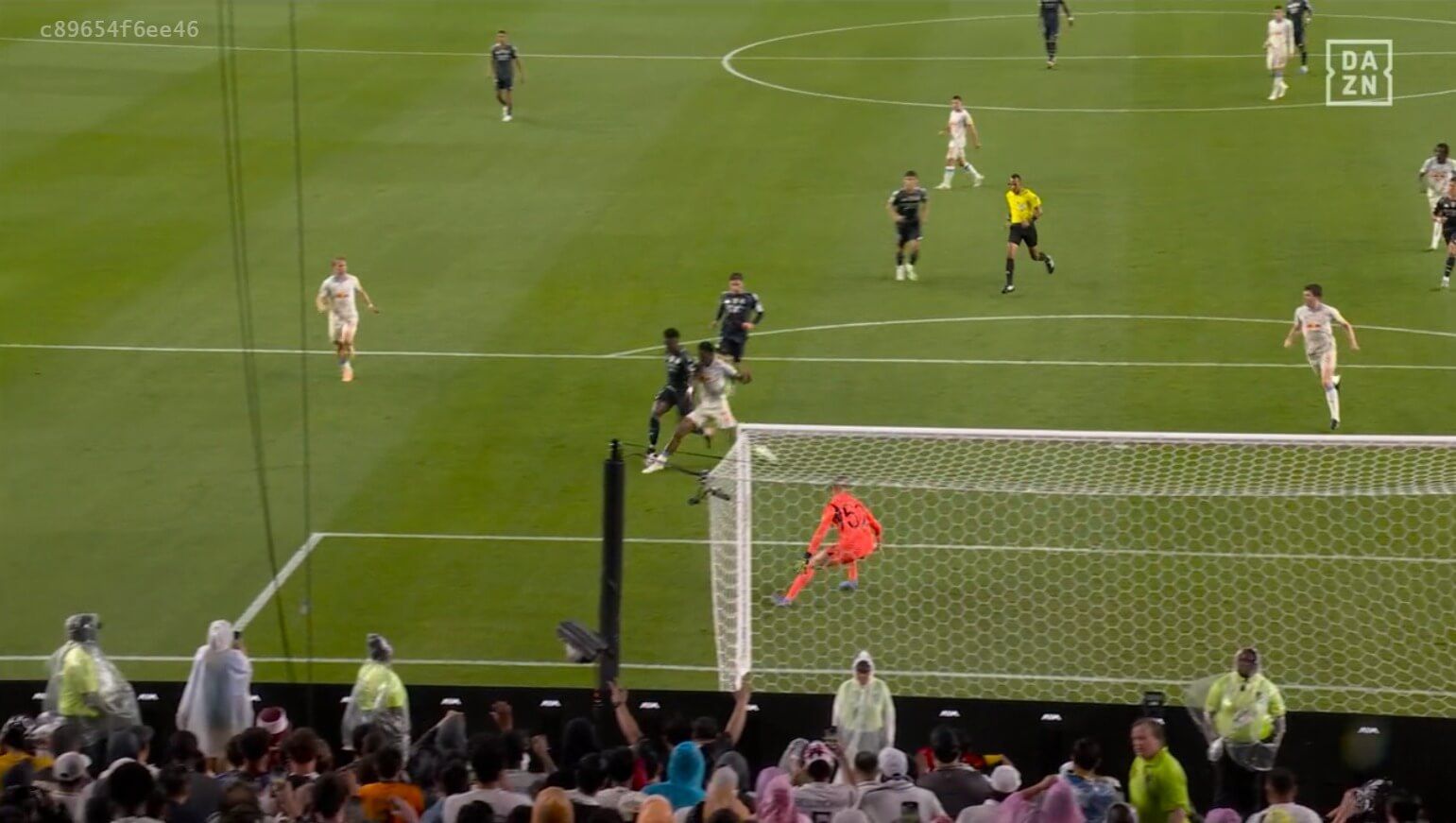  La asistencia de Vinicius a Valverde (Captura de 'DAZN')