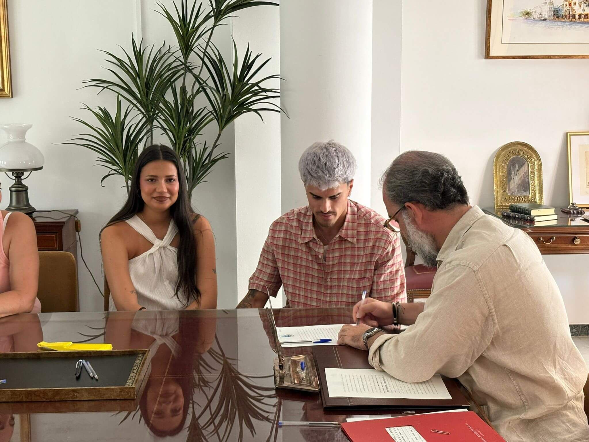  Juan Cruz y Beatriz Sierra se casan en Utrera.