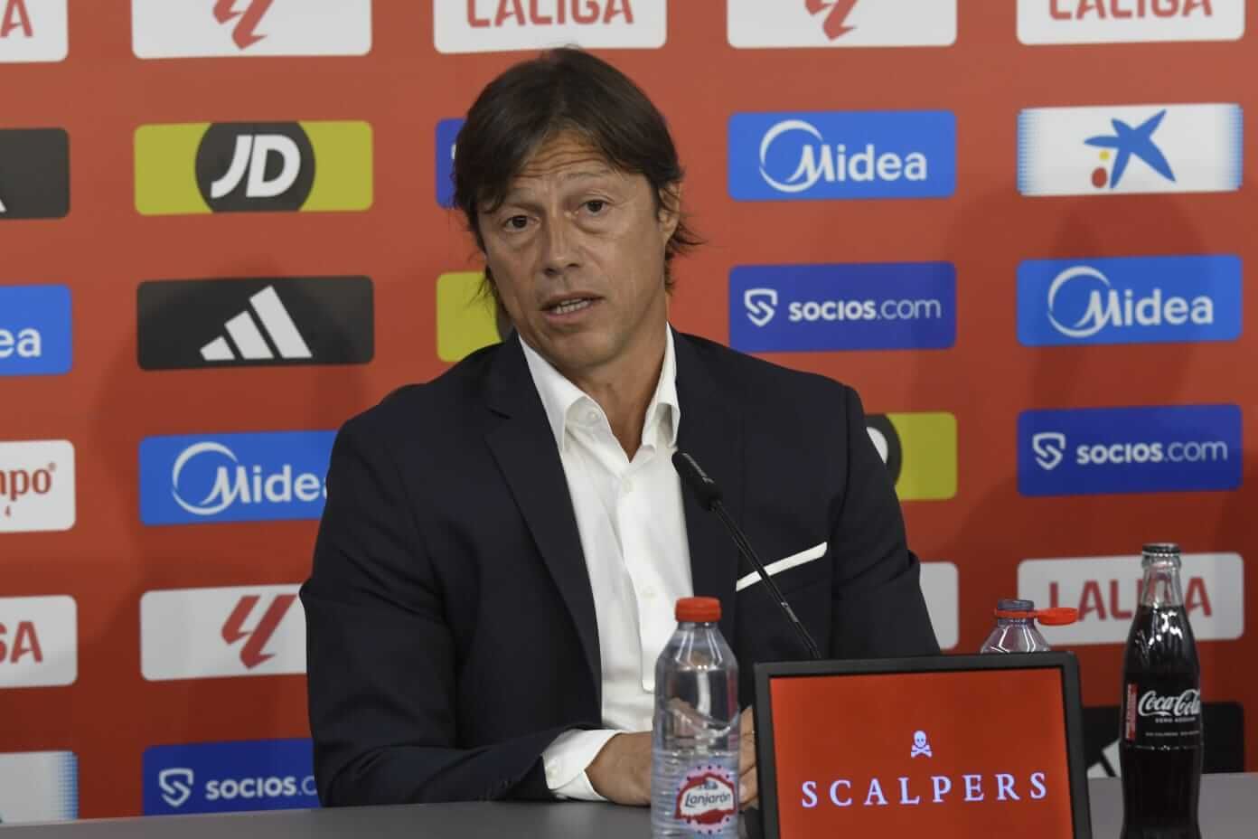  Matías Almeyda, en su presentación como sevillista.